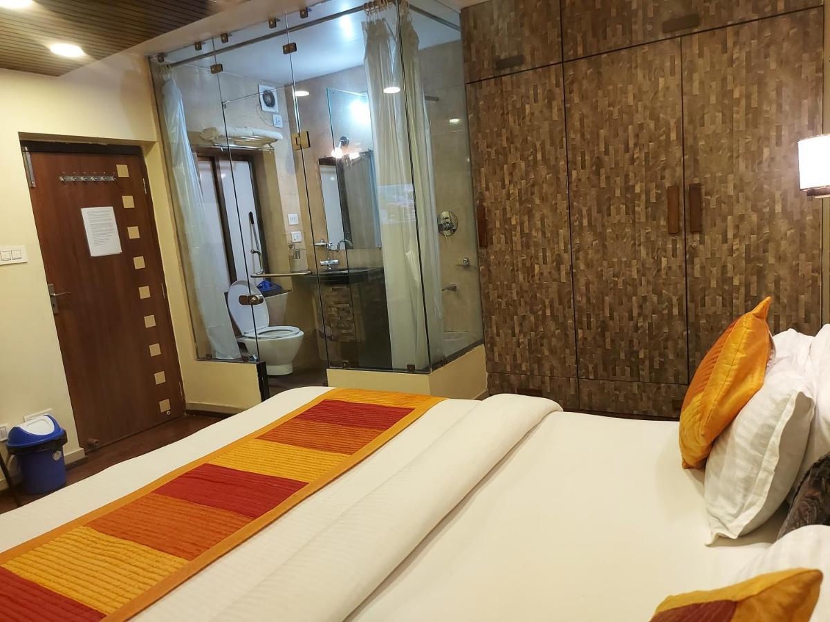 Shaleen Elegance Homestay Nakki Lake 400 Meters Monte Abu Exterior foto