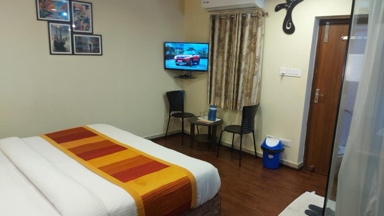 Shaleen Elegance Homestay Nakki Lake 400 Meters Monte Abu Exterior foto