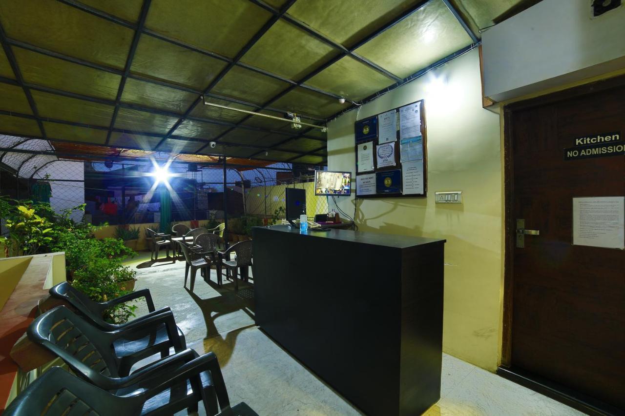 Shaleen Elegance Homestay Nakki Lake 400 Meters Monte Abu Exterior foto