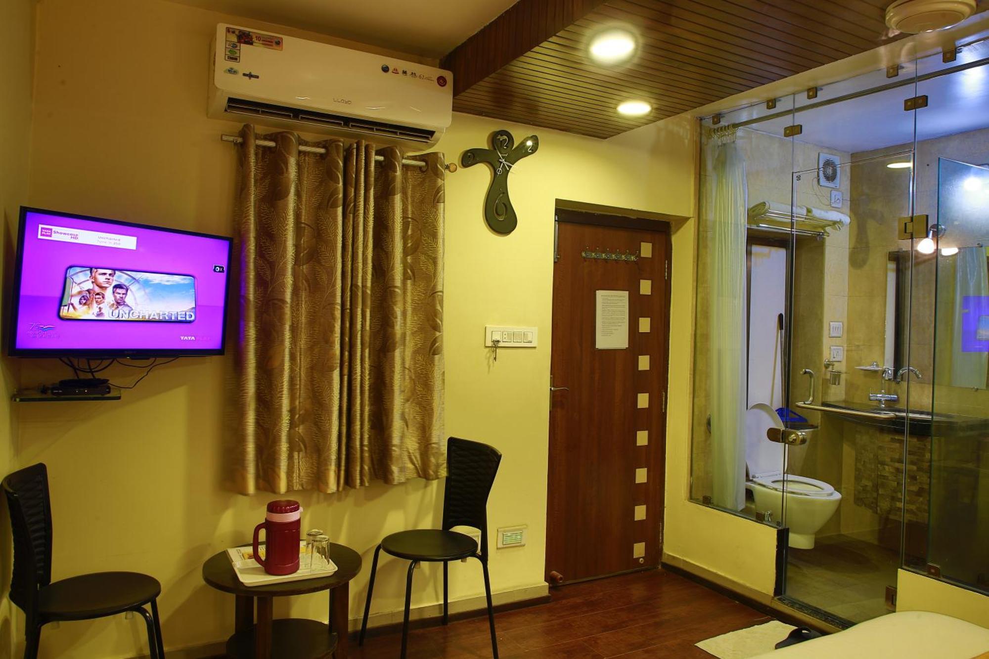 Shaleen Elegance Homestay Nakki Lake 400 Meters Monte Abu Exterior foto